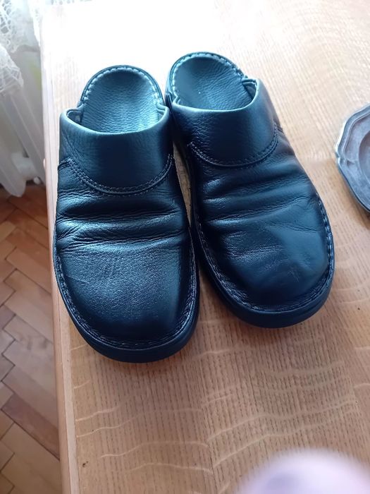 Saboti piele Hush Puppies