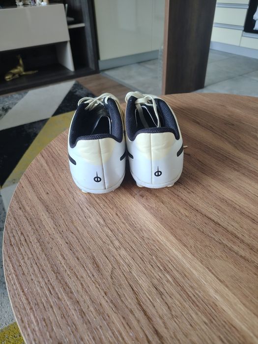 Футболни бутонки nike