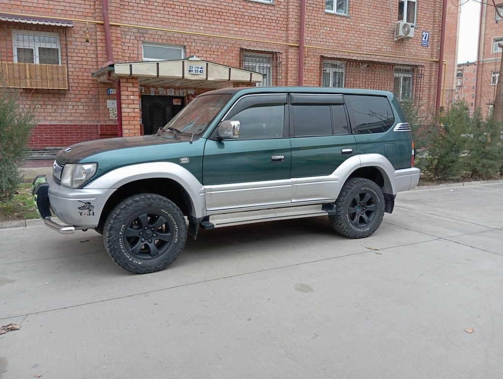 Продаётся Toyota Prado 90