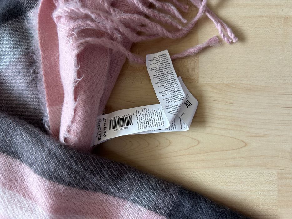 Шал и ръкавици