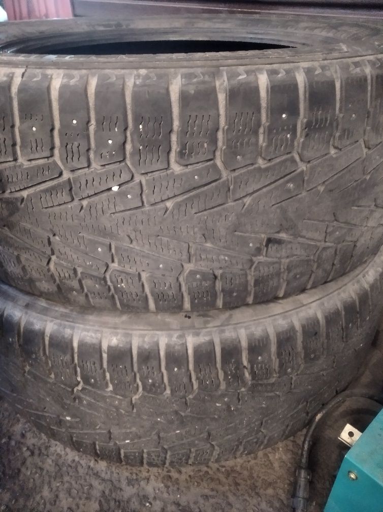 Шины Nokian. 275/60R20 Зимний