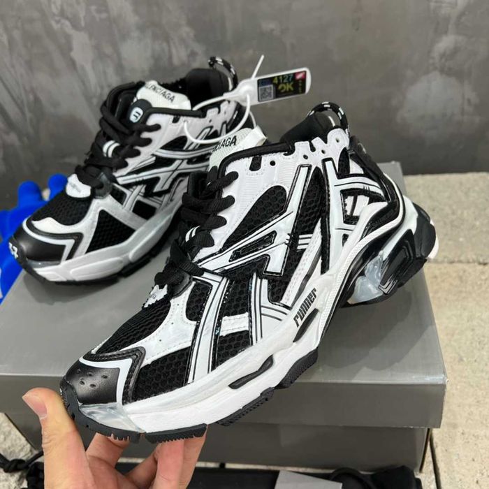 Adidasi Balenciaga Runner, marimi 35-45 alb-negru, tip Premium, Unisex
