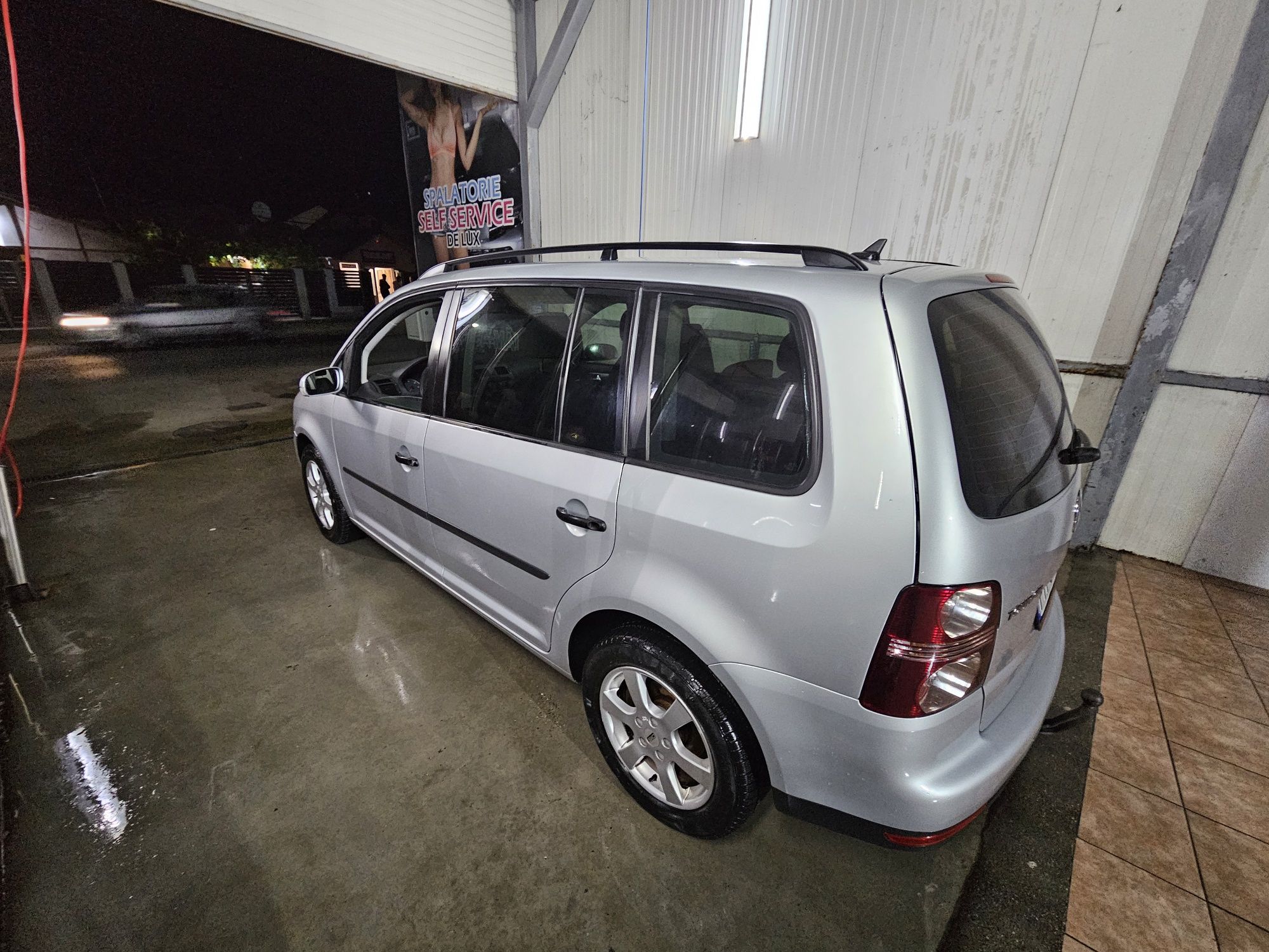 VW TOURAN proprietar km reali