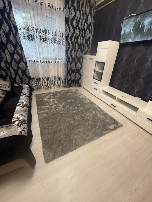 Garsoniera de inchiriat Strada Laminorului nr2 bloc 2 scara A etaj 1
