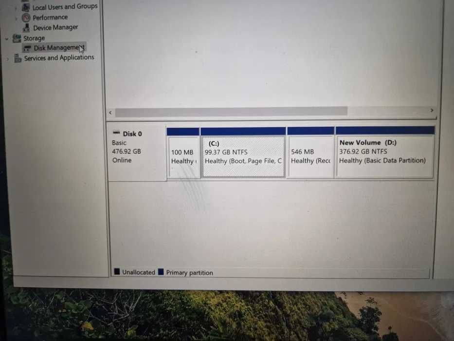 Продавам лаптоп Dell Latitude 5580 + чанта