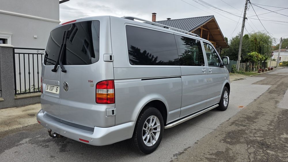 Volkswagen Transporter T5 * An 2008 * 2.5 TDI * Dublu Cabina 5 Locuri