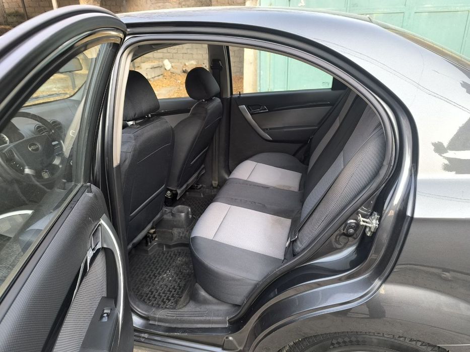 Продаётся своя Нексия 3 автомат