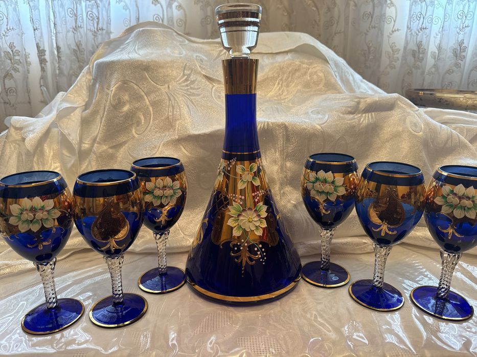 Продается новая богемма графин с фужрерими.