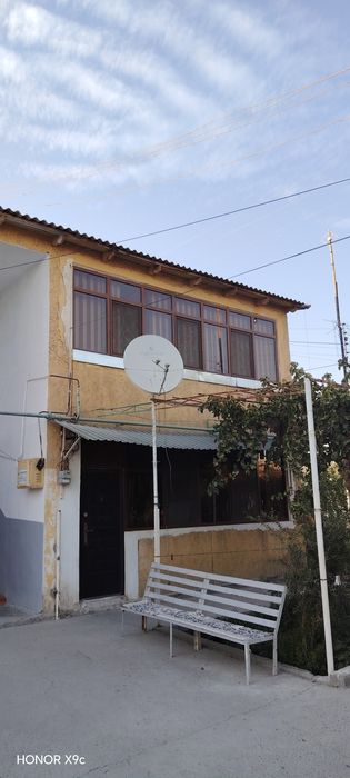 3 хоналик квартира сотилади