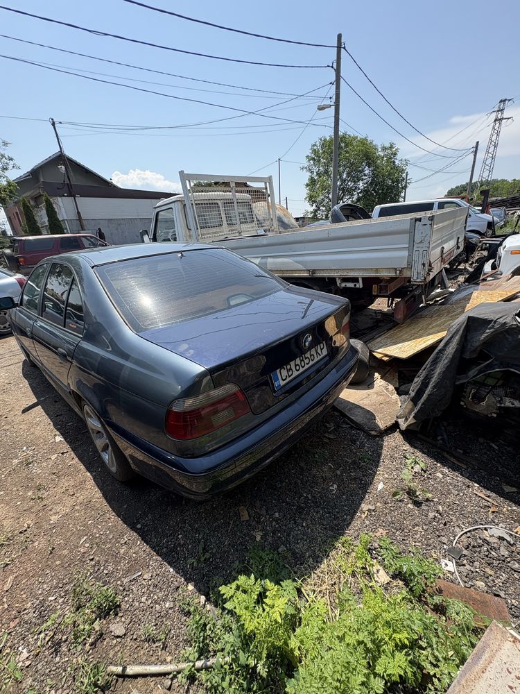 BMW е39.