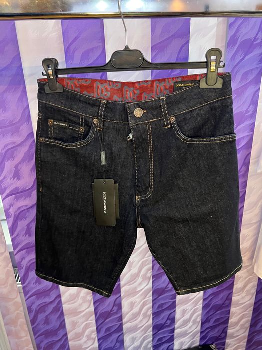 Pantaloni scurti blug