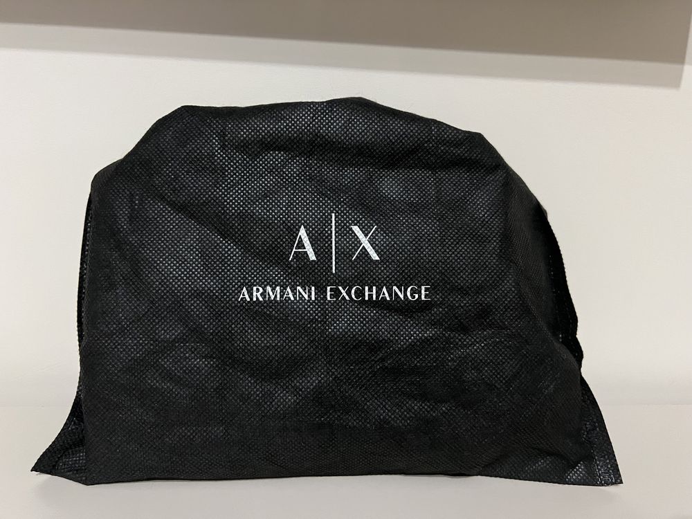 Оригинална чанта Armani Exchange