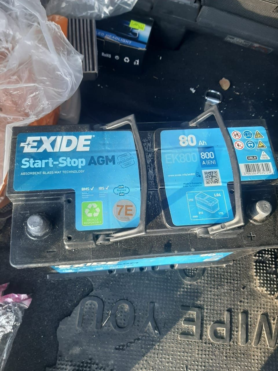 Аккумулятор EXIDE AGM EK800 в отличном состоянии