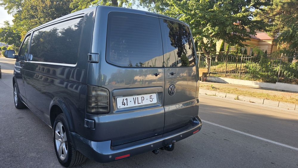 Volkswagen Transporter T5 * An 2008 * 2.5 TDI * 2 Locuri * Extralung
