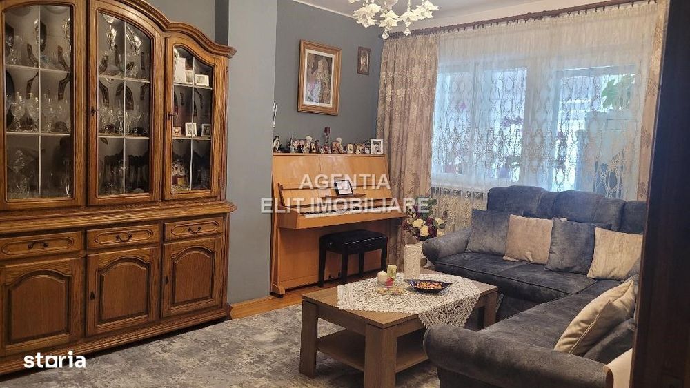 Apartament 3 camere, zona Pietonalul Transilvaniei