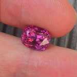Spinel de 4 ct netratat