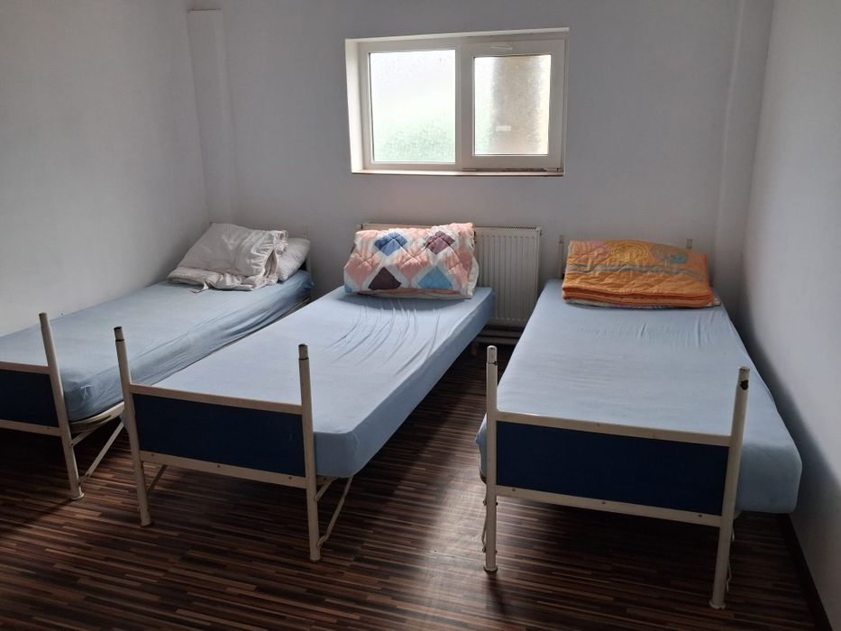 Paturi din lemn și metal