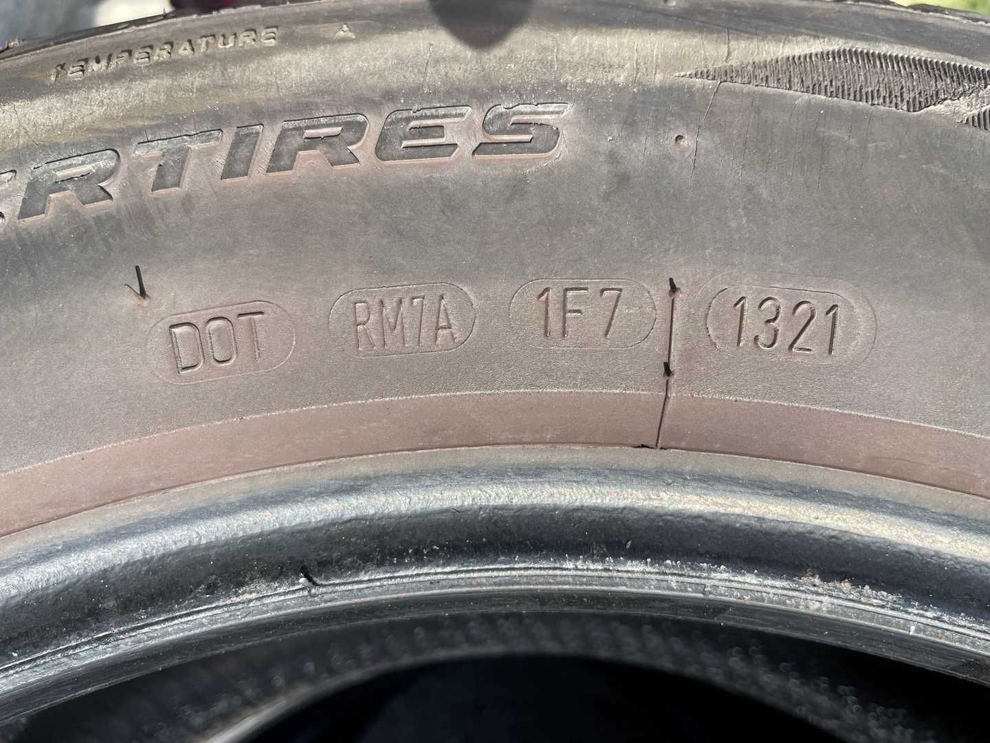 Продавам 4бр. употребявани всесезонни гуми 235/55 R17 Cooper