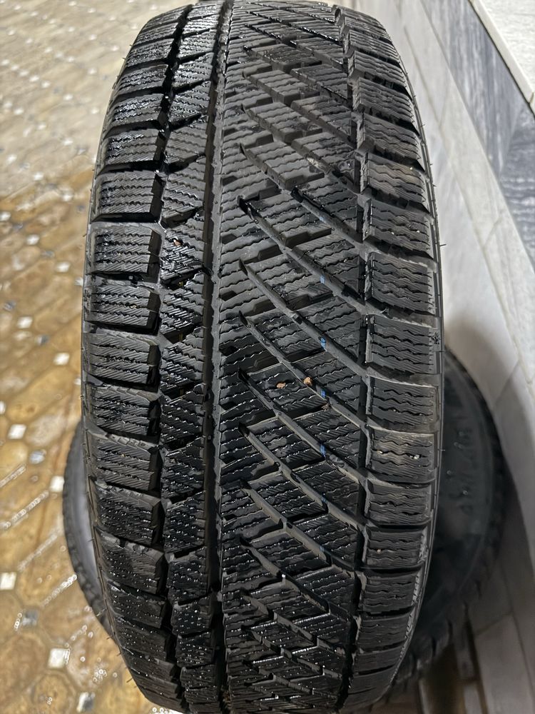 MAZZANI 225/60/20