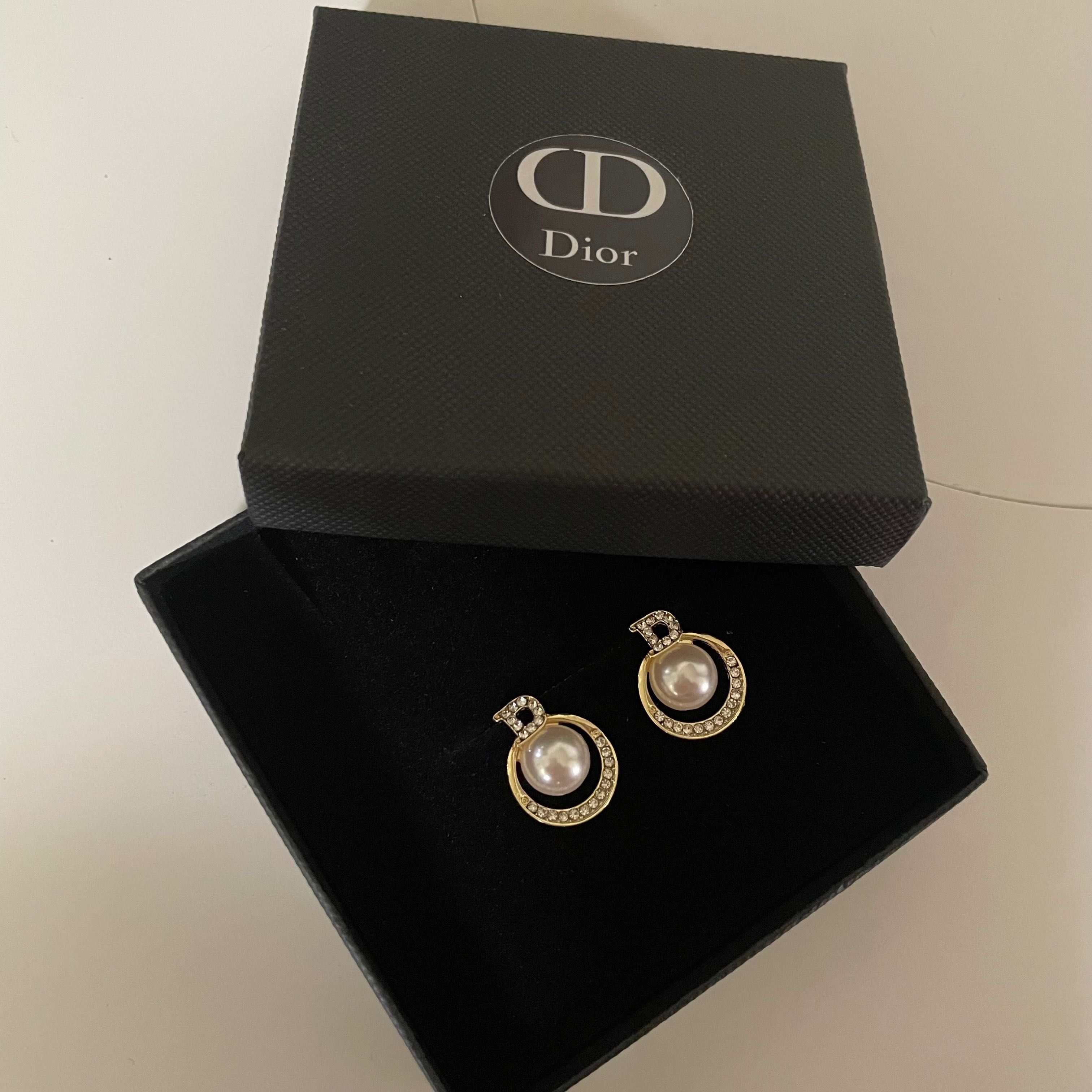 DIOR обеци колие