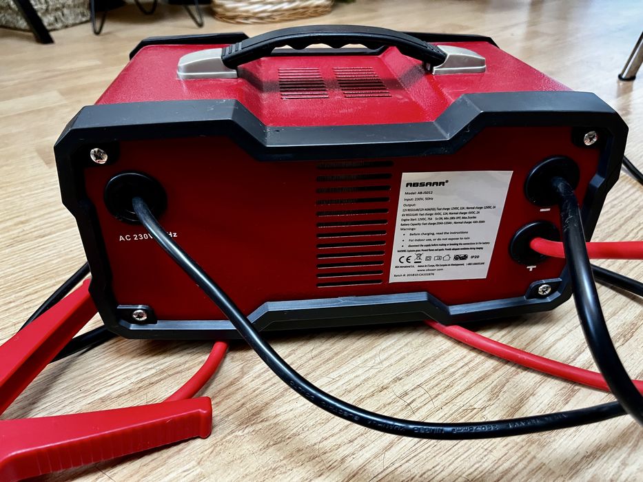 Redresor digital incarcare baterii cu functie de pornire, Absaar