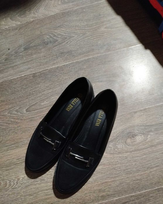 Отдам обувь 38р за фрукты