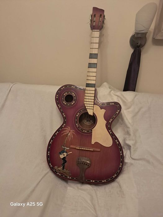 Китара " Кремона " -  Красавица - 600 лв.