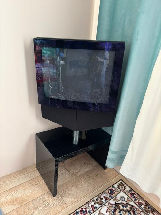 Телевизор Bang olufsen
