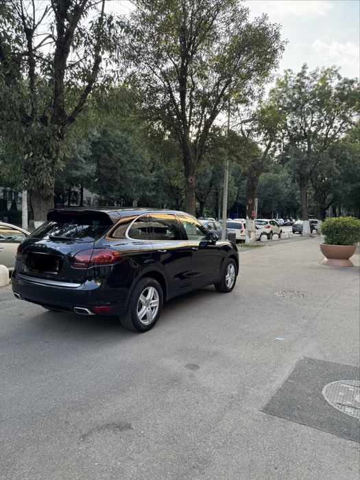 Porsche Cayenne 3.0 Diesel ,impecabila Panorama etc  Nu acept variante