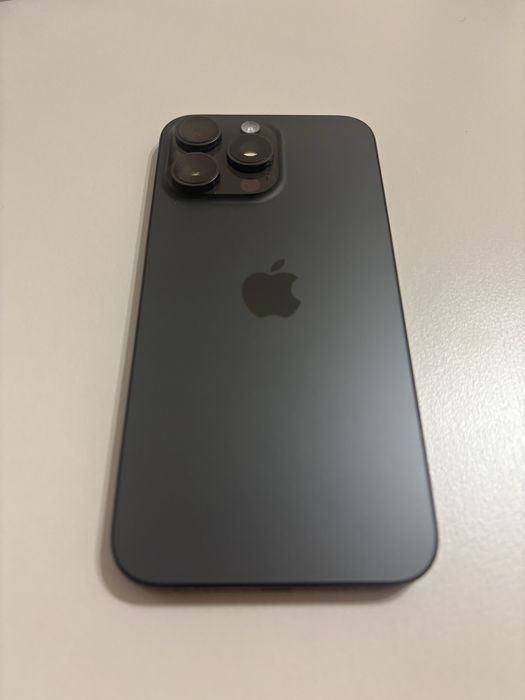 Продам iphone 15 pro max