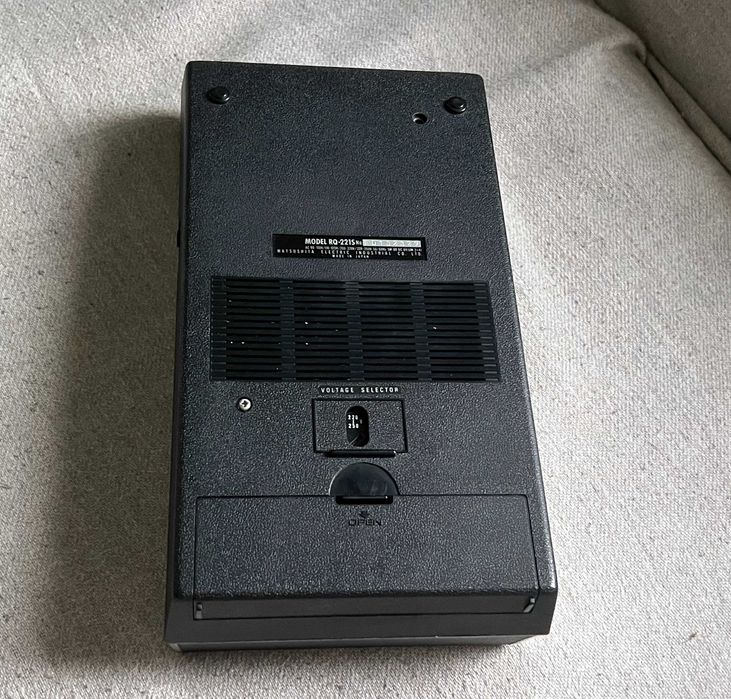 Casetofon portabil vintage Panasonic RQ-221S National