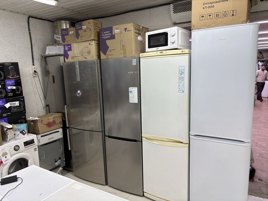Продам холодильники от 50 000 и выше разных марок.