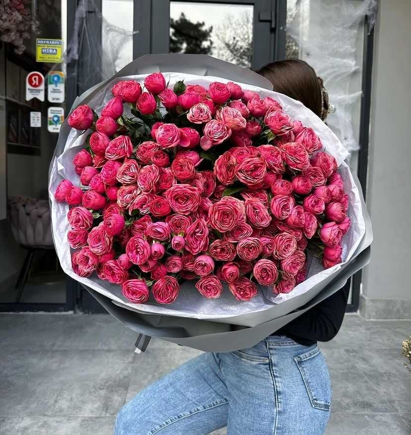 Голландские цветы Розы Пионы Гортензии Хризантемы