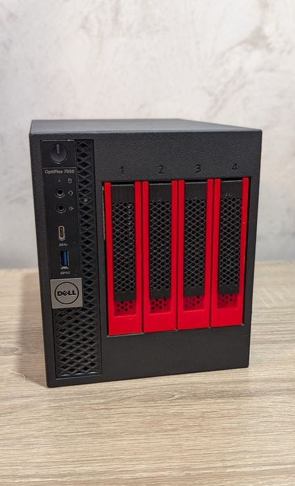 Mini Server NAS – Lenovo M710q – Ideal pentru Plex / TrueNAS / Home As