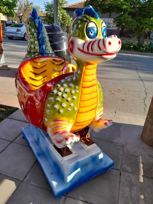 Vând jucării oscilante Kids ride