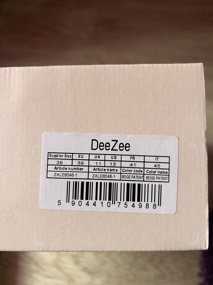 Обувки DeeZee