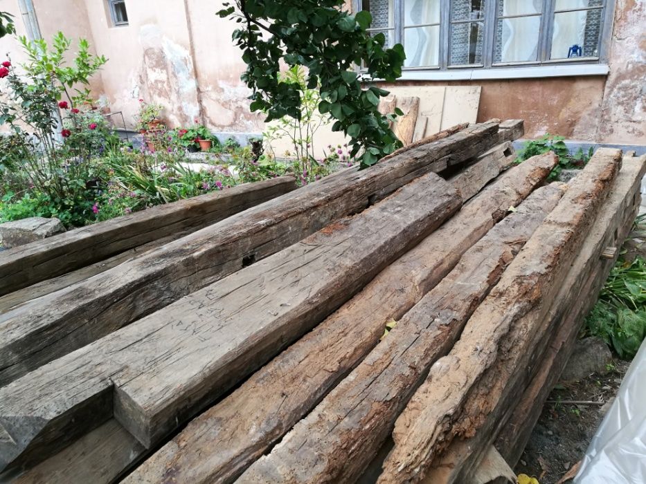 Grinzi Vechi Brad Si Stejar Lemn pentru prelucrare de peste 130 ani !