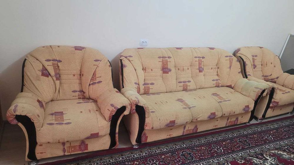 Продам хорошию мебель