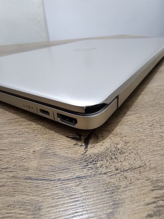 Laptop HP i5-1135G7 / Ssd 512gb / Intel Iris Xe graphics