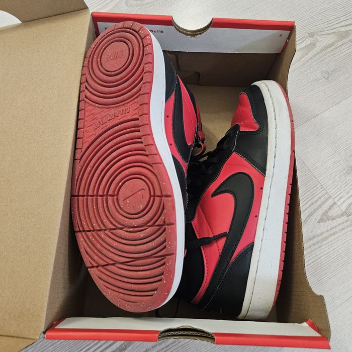 Nike маратонки номер 37,5