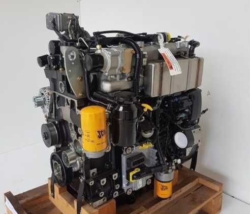 Motor buldoexcavator JCB