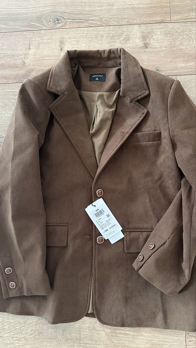 Продам пиджак новый от китайского производителя на подкладе