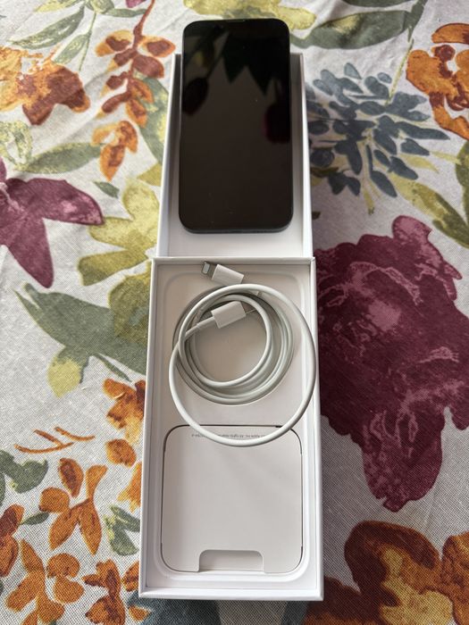 Iphone 14 achizitionat 2024 de nou