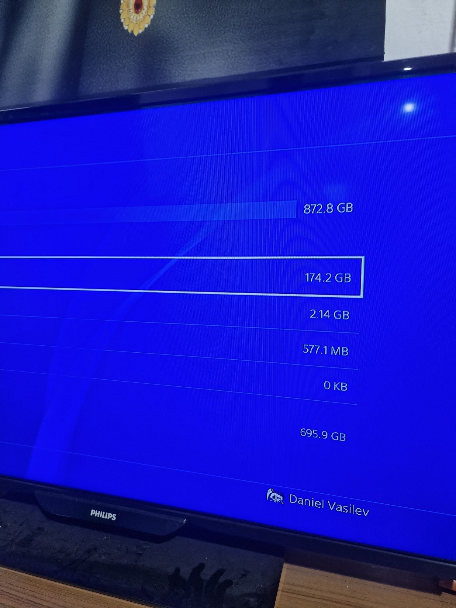Playstation 4 slim 6.72 1 tb