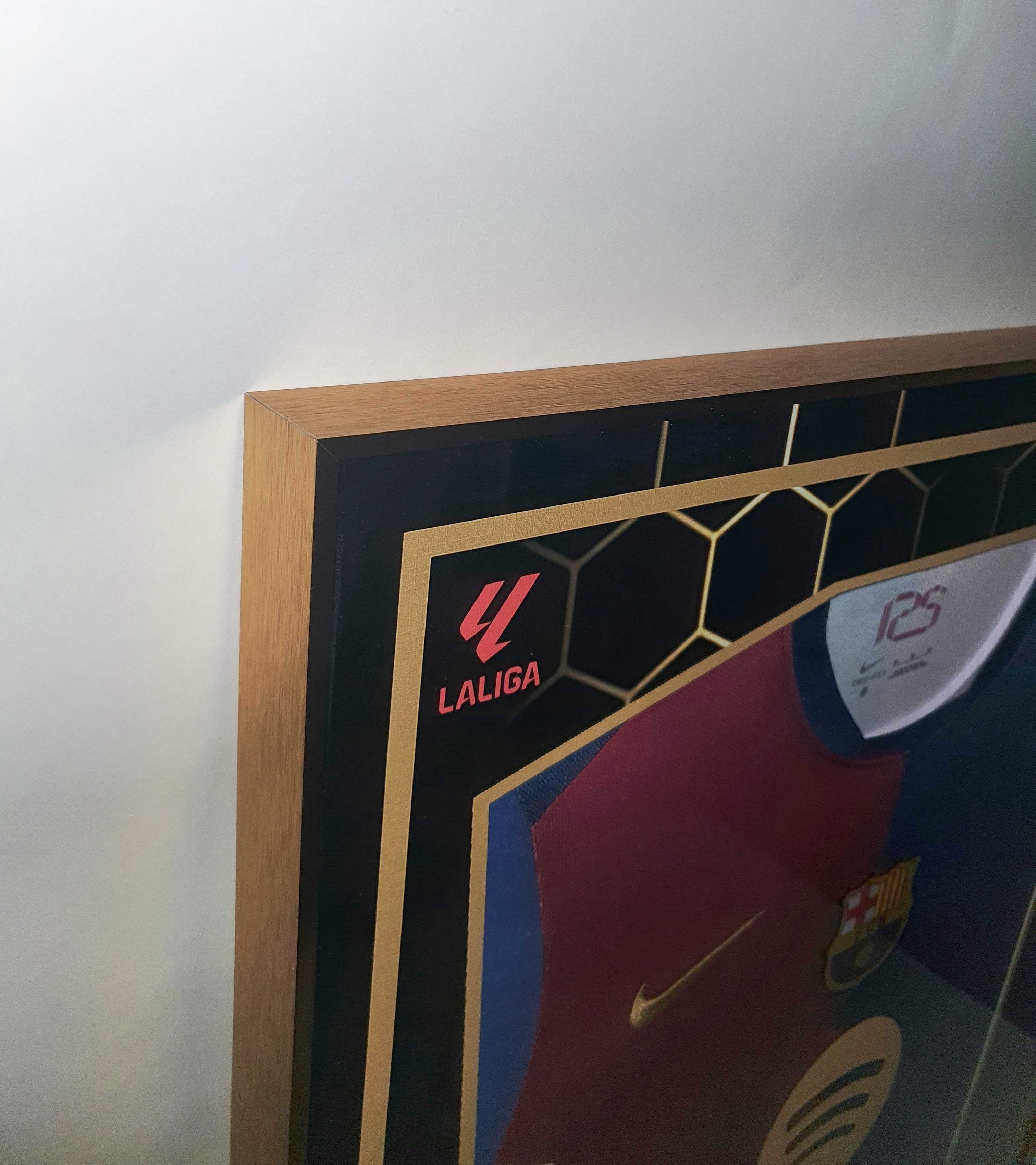 2025 Новая Форма Барселоны в рамке (Barca KIT in frame) в наличии 1 шт
