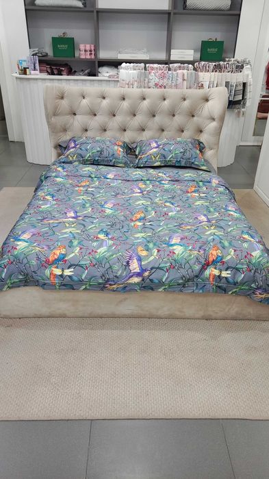 Продам кровать с матрасом 160*200