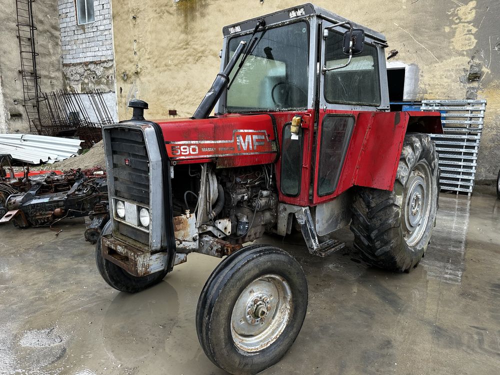 Vand/dezmembrez Massey Ferguson 590