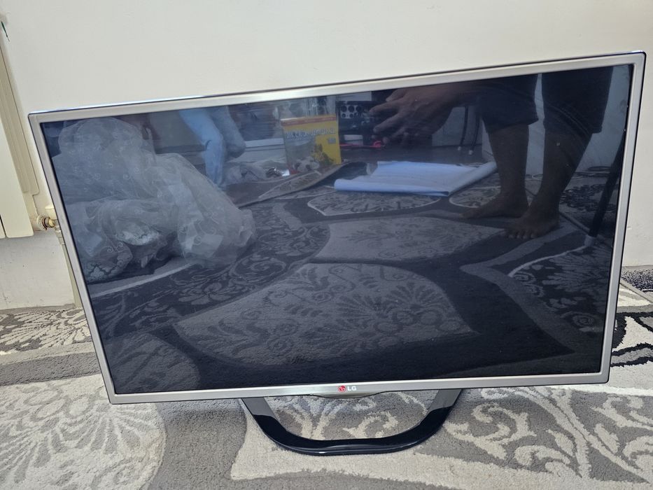 Телевизор LG 32LA615V