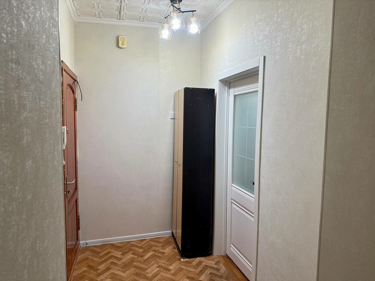 Аренда 1 комнатной, Госпитальный рынок ,метро Ойбек