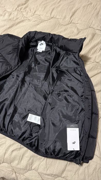 Nike дамско яке S размер.